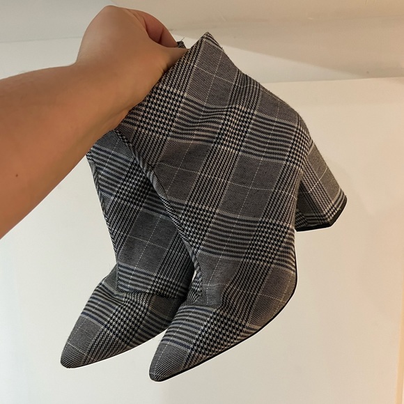 Streetwear Society gray plaid bootie heels 💙 - Picture 6 of 6